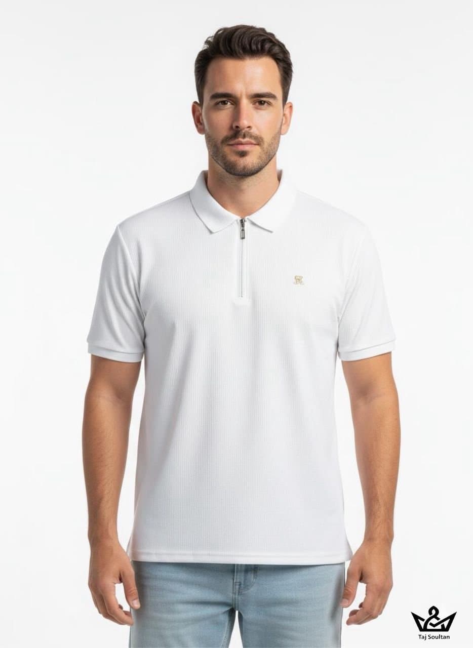 Polo homme à fermeture zippée sur le devant