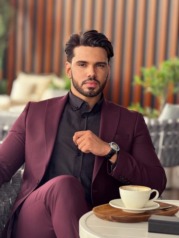 ⁦بدلة رجالية مكونة من جاكيت وبنطلون⁩ - الصورة ⁦4⁩