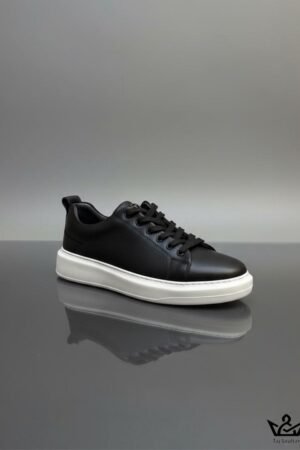 حذاء شبابي أنيق