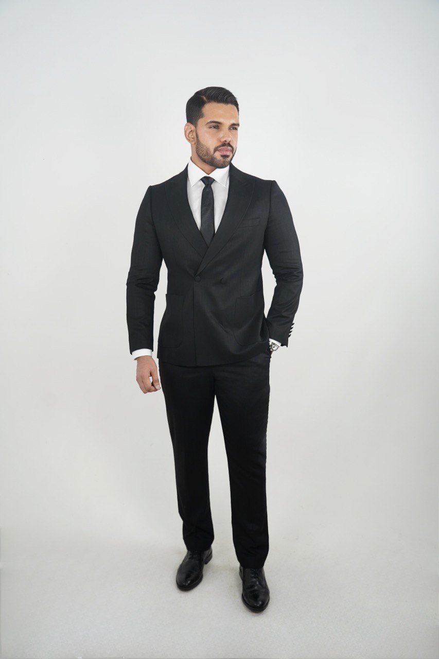 Costume noir pour homme - الصورة 4
