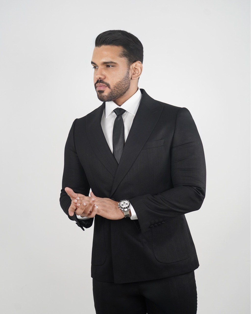 Costume noir pour homme - الصورة 5